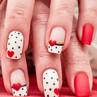 Best Nail Salon in Juhu